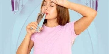 تجنب العطش في رمضان.. قائمة بالأطعمة والمشروبات التي يجب الابتعاد عنها