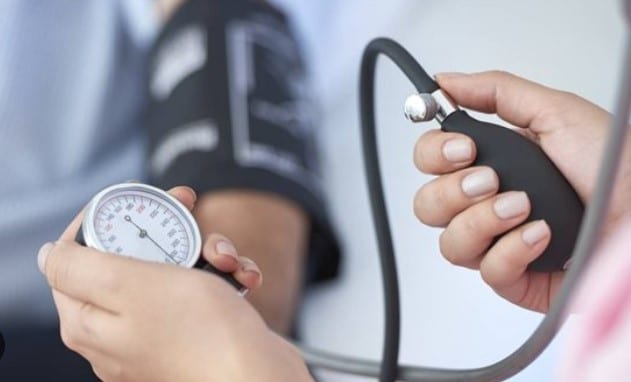 دراسة حديثة: التحكم بمعدلات ضغط الدم يقلل مخاطر الإصابة بالخرف