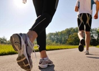 21 دقيقة تكفي.. ممارسة المشي يوميًا يعزز صحتك الجسدية والعقلية