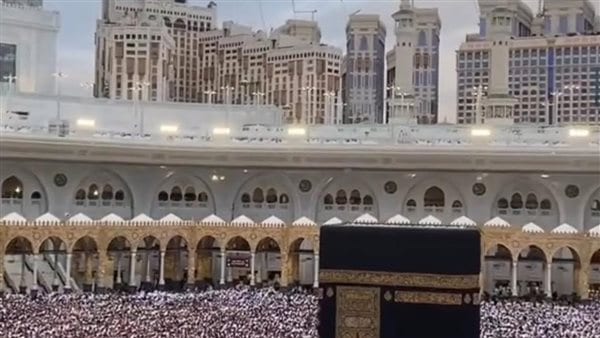 المملكة تعلن نجاح خطتها التشغيلية في ليلة 27 رمضان بالحرمين الشريفين