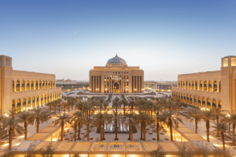 توقيع مذكرة تفاهم بين جامعة الأميرة نورة ووزارة البلديات والإسكان