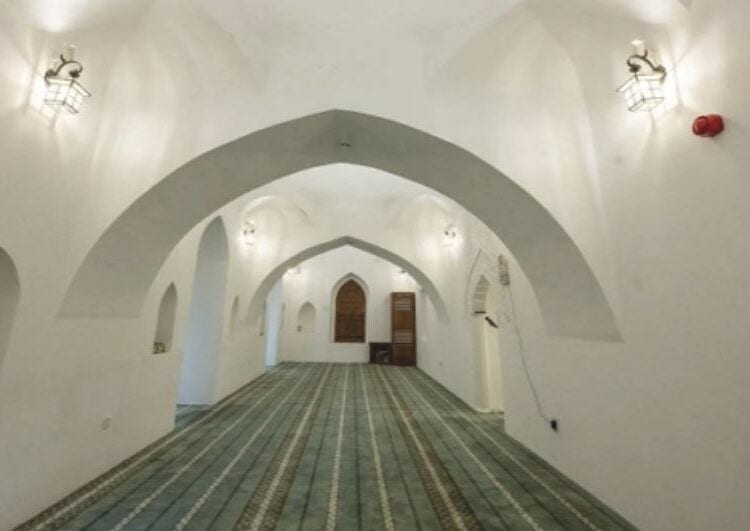 مشروع ولي العهد لتطوير المساجد التاريخية يجدد مسجد العباسة في جازان