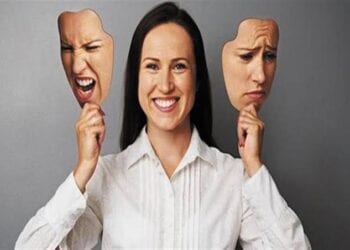 5 عادات يومية تزيد القلق والاكتئاب وتدمر صحتك النفسية.. كيف تتجنبها؟