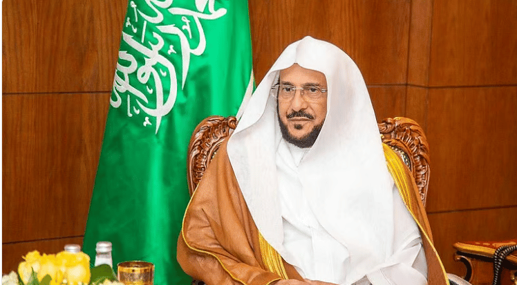 وزير “الإسلامية” يعلن الفائزين بجائزة خادم الحرمين لحفظ القرآن الكريم وتلاوته في دورتها الـ”26″