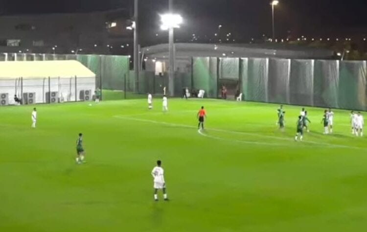 بطولة جدة لكرة القدم.. فرع وزارة الرياضة بمكة يحقق فوزًا كبيرًا على مكافحة المخدرات بجدة