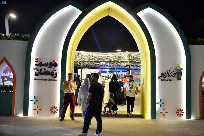 رحلة سياحية عبر التراث.. فعاليات “فوانيس مكة” تجربة رمضانية فريدة من نوعها