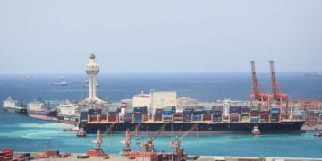 لتعزيز القدرات التشغيلية.. تطوير محطة الحاويات الجنوبية بميناء جدة الإسلامي (إنفوجراف)