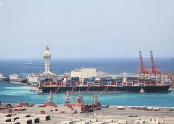 موانئ السعودية توسّع شبكتها البحرية بخدمتين جديدتين لتعزيز التجارة العالمية (إنفو جراف)