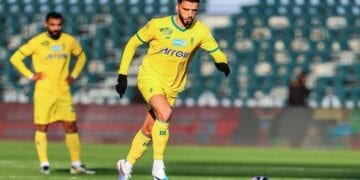 السومة وحمدالله.. صراع العمالقة في دوري روشن السعودي