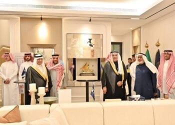 “فلل لافيرا” في الخبر.. أسلوب حياة فاخر يجمع بين التراث والحداثة (إنفو جراف)