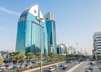 “فيتش”: البنوك السعودية تحقق نمواً قوياً في الدخل والإقراض.. والتفوق مستمر في 2025 (إنفو جراف)