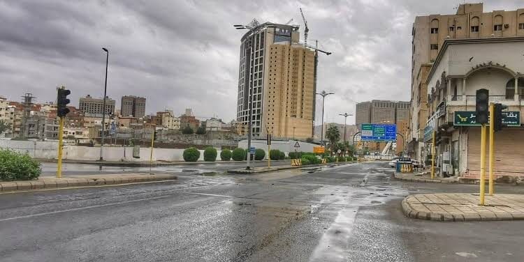 “الأرصاد” تحذر من أمطار ورياح شديدة على مكة ومحافظاتها