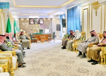 محافظ رفحاء يتسلّم التقرير السنوي لجمعية الدعوة والإرشاد