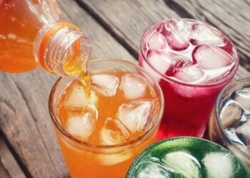 المشروبات السكرية تزيد خطر الإصابة بسرطان الفم