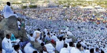 غرامة 100,000 ريال.. تحذير من الداخلية السعودية لشركات ومؤسسات خدمات الحجاج والمعتمرين
