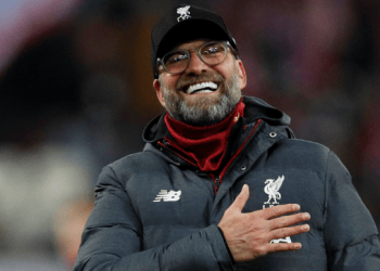 «يورغن كلوب».. الغائب الحاضر في تتويج ليفربول بقلب الدوري الإنجليزي الـ 20 في تاريخه