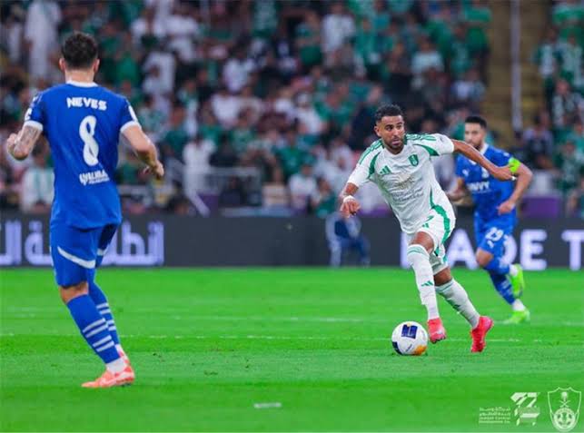 بعد فوز الأهلي التاريخي على الهلال.. الفريق يواصل حلم التتويج الآسيوي ويستعد للنهائي الكبير