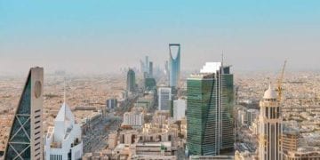 “موجة لهب ورياح غبارية”.. تقلبات جوية شديدة في طقس اليوم بالسعودية
