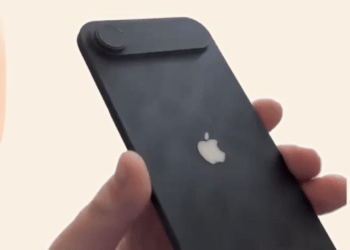 iPhone 17