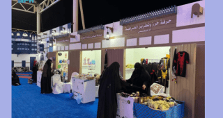 بحّار في ينبع .. مهرجان بحر وتراث يستقطب الزوار بعروض فنية وتجارب صيادين