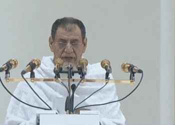 اللهم أشبع جائعهم واكفهم شر أعدائهم.. دعاء خطيب عرفة للفلسطينيين