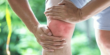 دعامات الركبة والتمارين المائية