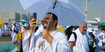 الصحة تحذر: تجنّبوا ضربات الشمس والجاهزية الكاملة في المشاعر لمواجهة الإجهاد الحراري