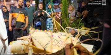 وفد سياحي ماليزي يزور المدينة العالمية بالدمام في المملكة العربية السعودية