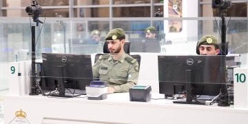 الجوازات تُعلن جاهزيتها الكاملة لاستقبال ضيوف الرحمن القادمين للعمرة لعام 1447هـ