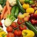 نصائح غذائية لصيف أكثر نشاطًا وحيوية وتحذيرات من السكريات والمقليات
