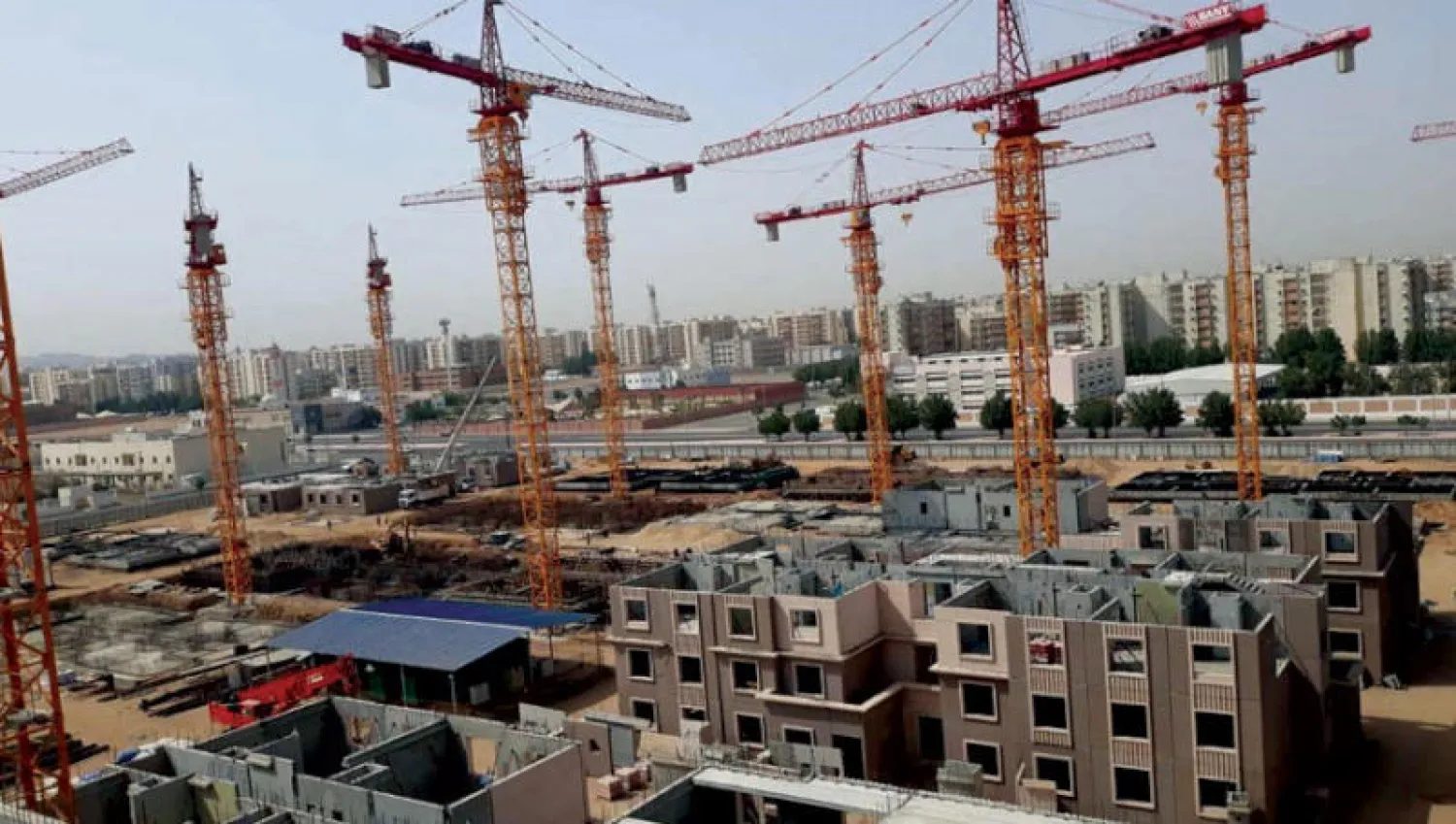 وزير الشؤون البلدية والقروية والإسكان الأستاذ ماجد بن عبدالله الحقيل