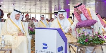 أمير الشرقية يدشّن توسعة مطار الملك فهد الدولي
