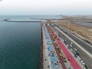 من الشاطئ الشمالي إلى بيش.. جولة في أجمل شواطئ جازان الساحرة