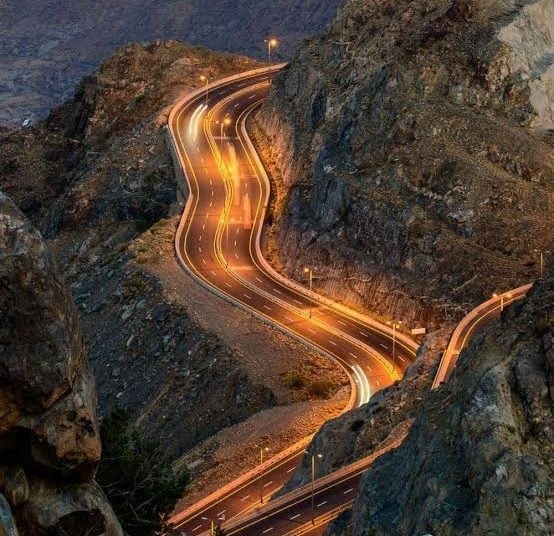 تطور شبكة الطرق المؤدية إلى الطائف مدينة المصايف السعودية.. فما أبرزها؟