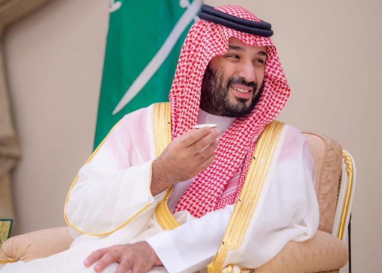 «قائدنا حاضرنا ومستقبلنا».. الشعب السعودي يعتمد صورة واتساب ولي العهد محمد بن سلمان والأمير يتصدر منصة إكس