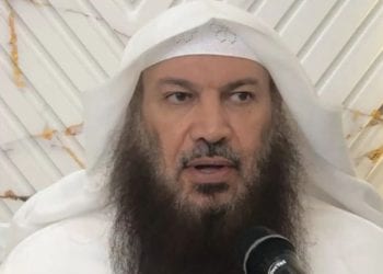 من هو الشيخ الكويتي سالم الطويل؟ تم فصله بعد لتهجمه على أحد المذاهب