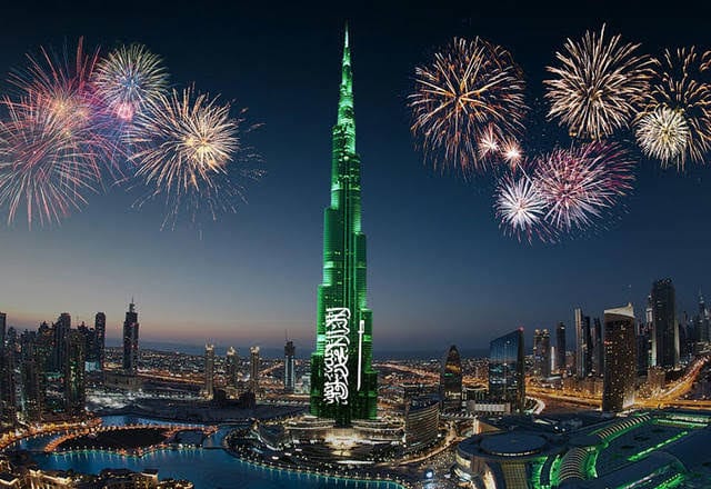 برج خليفة يحتفي باليوم الوطني السعودي بعرض استثنائي
