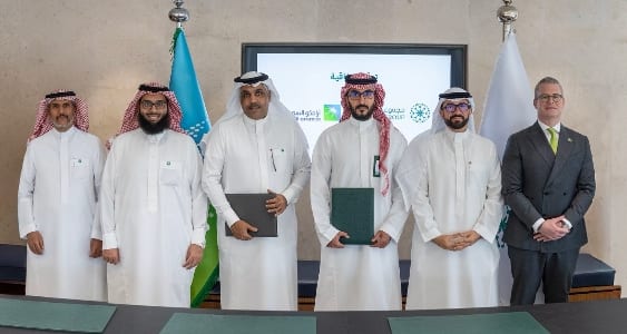 روشن وأرامكو توقعان اتفاقية استراتيجية لدعم تملك المنازل لمنسوبي الشركة