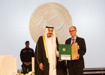 السعودية تفخر بأحد رواد الكيمياء.. عمر ياغي الفائز بجائزة نوبل