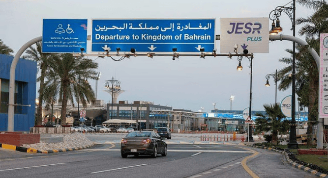 السعودية تحقق إنجازًا كبيرًا في قطاع النقل.. 33 مليون زيارة بين المملكة والبحرين عبر “جسر الملك فهد “