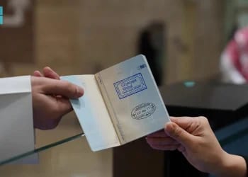 أمين المنطقة الشرقية يفتتح المعرض السكني