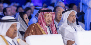 نائب وزير الخارجية يشارك في منتدى الدوحة 2025 لبحث التحديات الإقليمية وتعزيز التعاون الدولي من أجل مستقبل مستدام