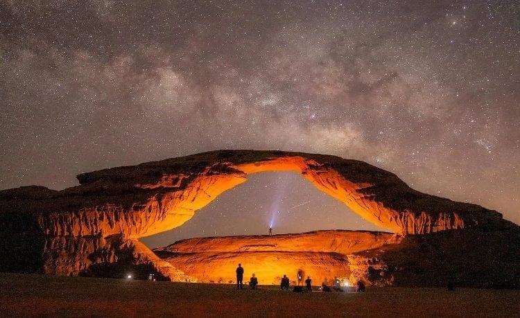 العلا على خريطة السياحة العالمية: شراكة حصرية مع Travel Answers لتعزيز التجارب الفريدة