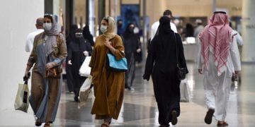 العمالة المنزلية