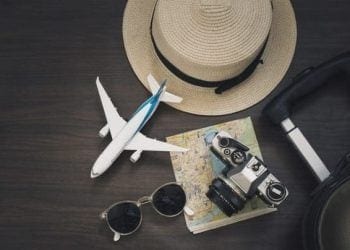 دليلك التقني قبل السفر  9 استعدادات رقمية لا غنى عنها لرحلة أكثر سلاسة وأمانًا