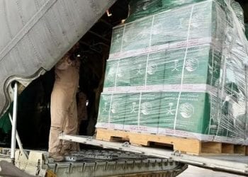 المملكة تواصل الدعم والعطاء.. وصول الطائرة الإغاثية السعودية الـ79 إلى مطار العريش لنقل مساعدات إلى غزة