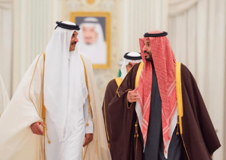 الشيخ طاهر أشرفي يرحب بجهود سعودية وقطرية لاحتواء أزمة باكستان وأفغانستان