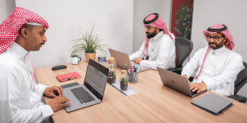 ساعات العمل في رمضان 2026 للقطاع الخاص والحكومي