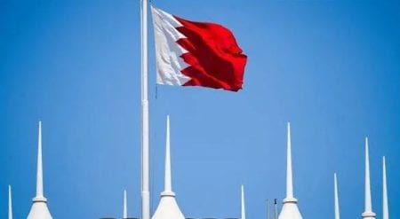 الداخلية البحرينية: مقتل وإصابة 3 أشخاص في سقوط شظايا صاروخ بالبحرين