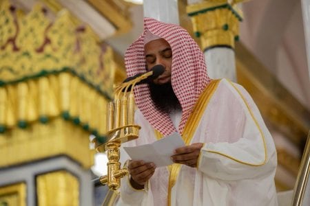 من هو خطيب عيد الفطر في المسجد النبوي 2026